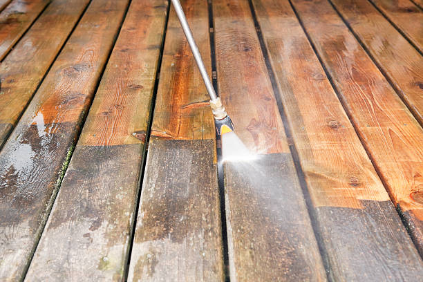 Why Choose Our Certified Pressure Washing Experts for Your Project Needs in Garyville, LA?